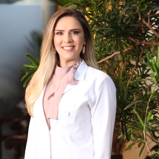 Dra. Barbara Viegas Moura, médica ginecologista